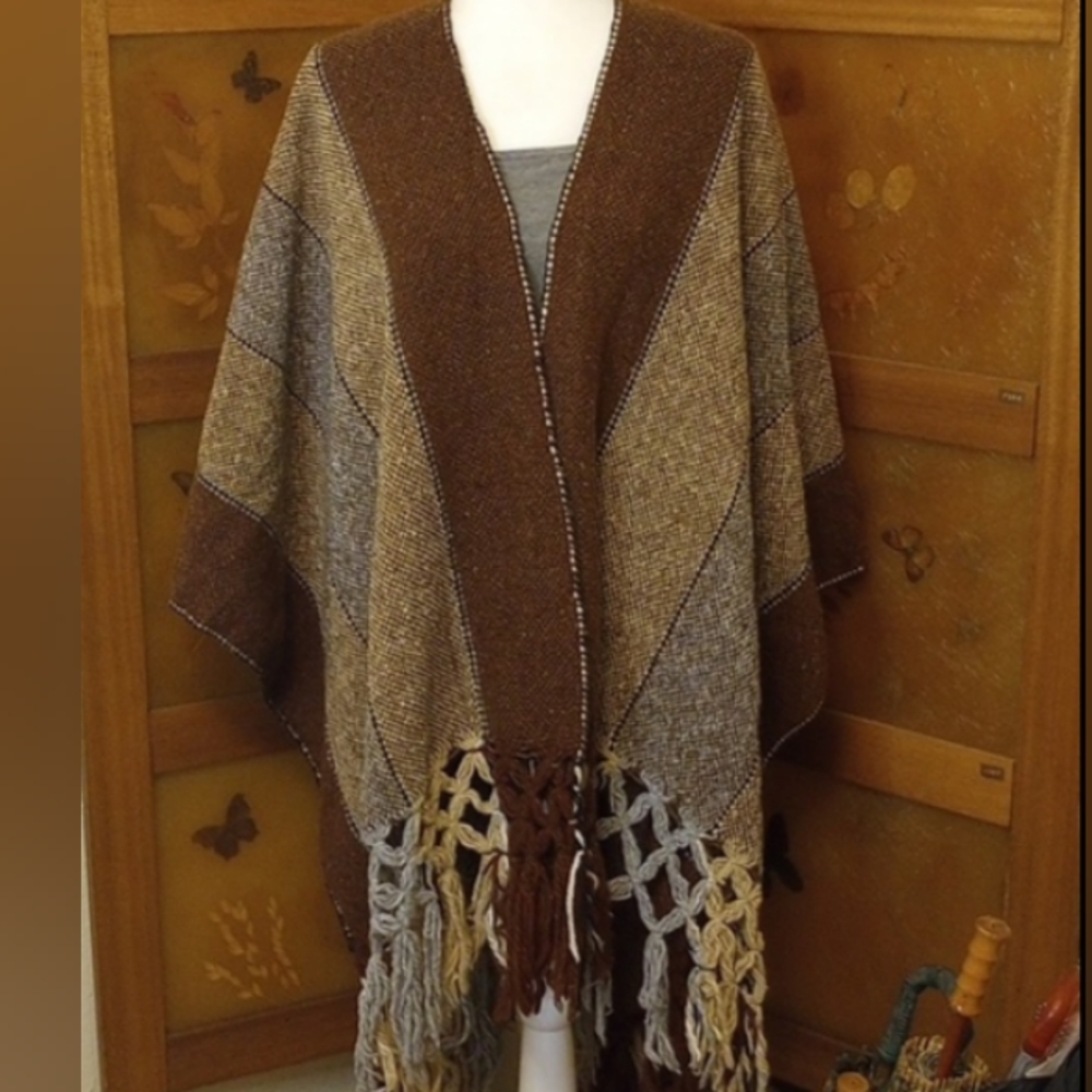 VTG HP Southwestern Fringe Blanket Shawl
